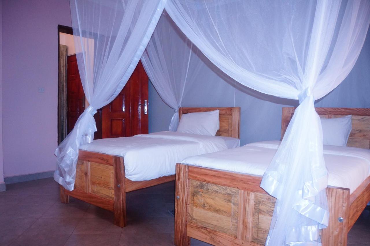 Silver Oaks Hotel Boma Fort Portal Zewnętrze zdjęcie
