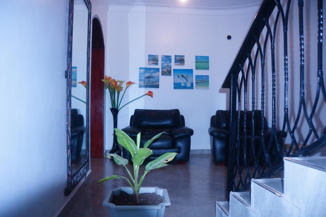 Silver Oaks Hotel Boma Fort Portal Zewnętrze zdjęcie