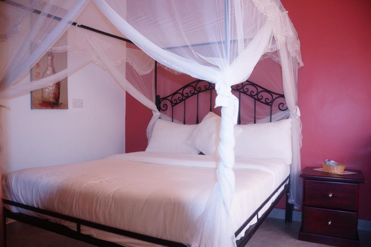 Silver Oaks Hotel Boma Fort Portal Zewnętrze zdjęcie