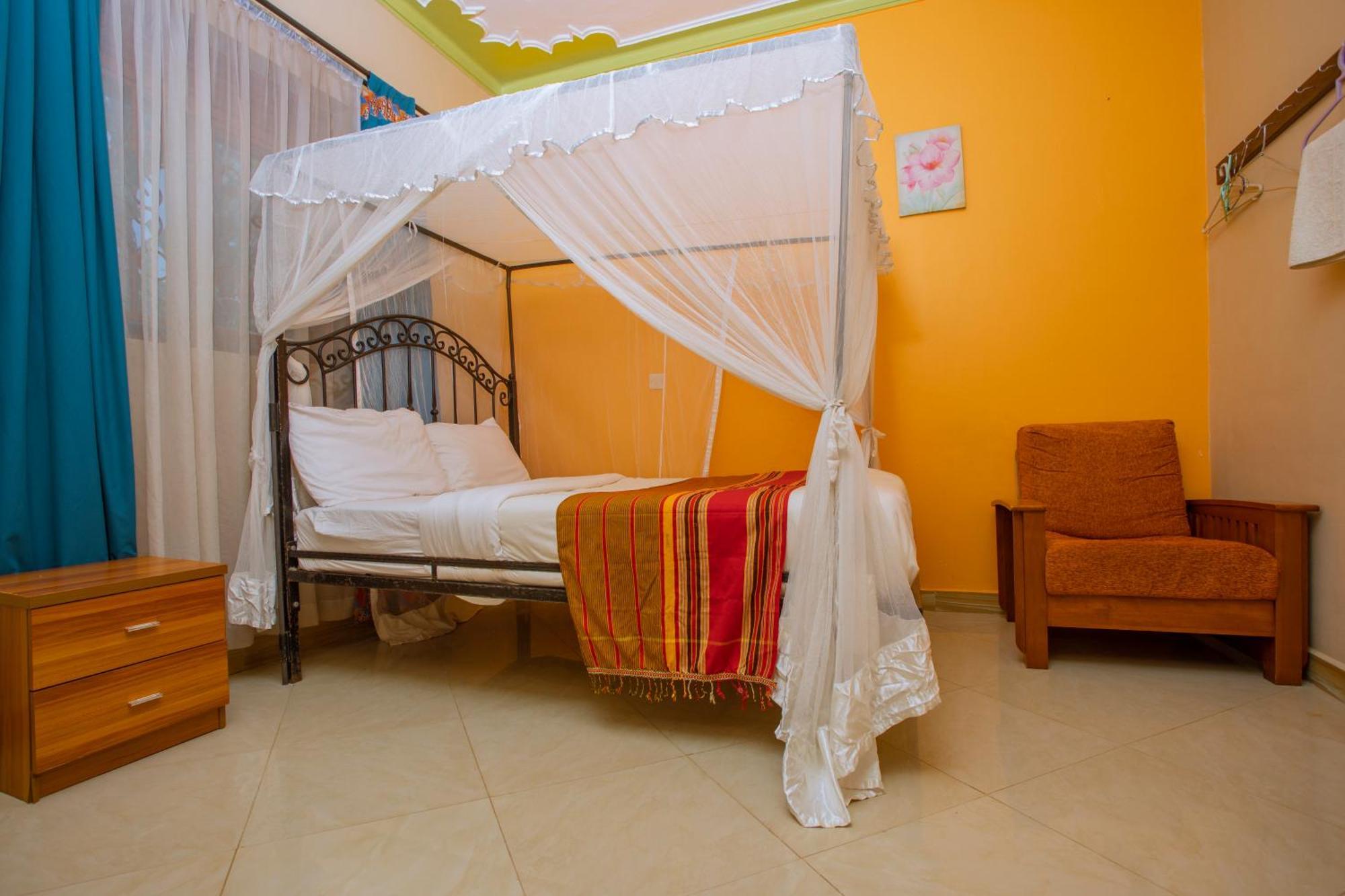 Silver Oaks Hotel Boma Fort Portal Zewnętrze zdjęcie