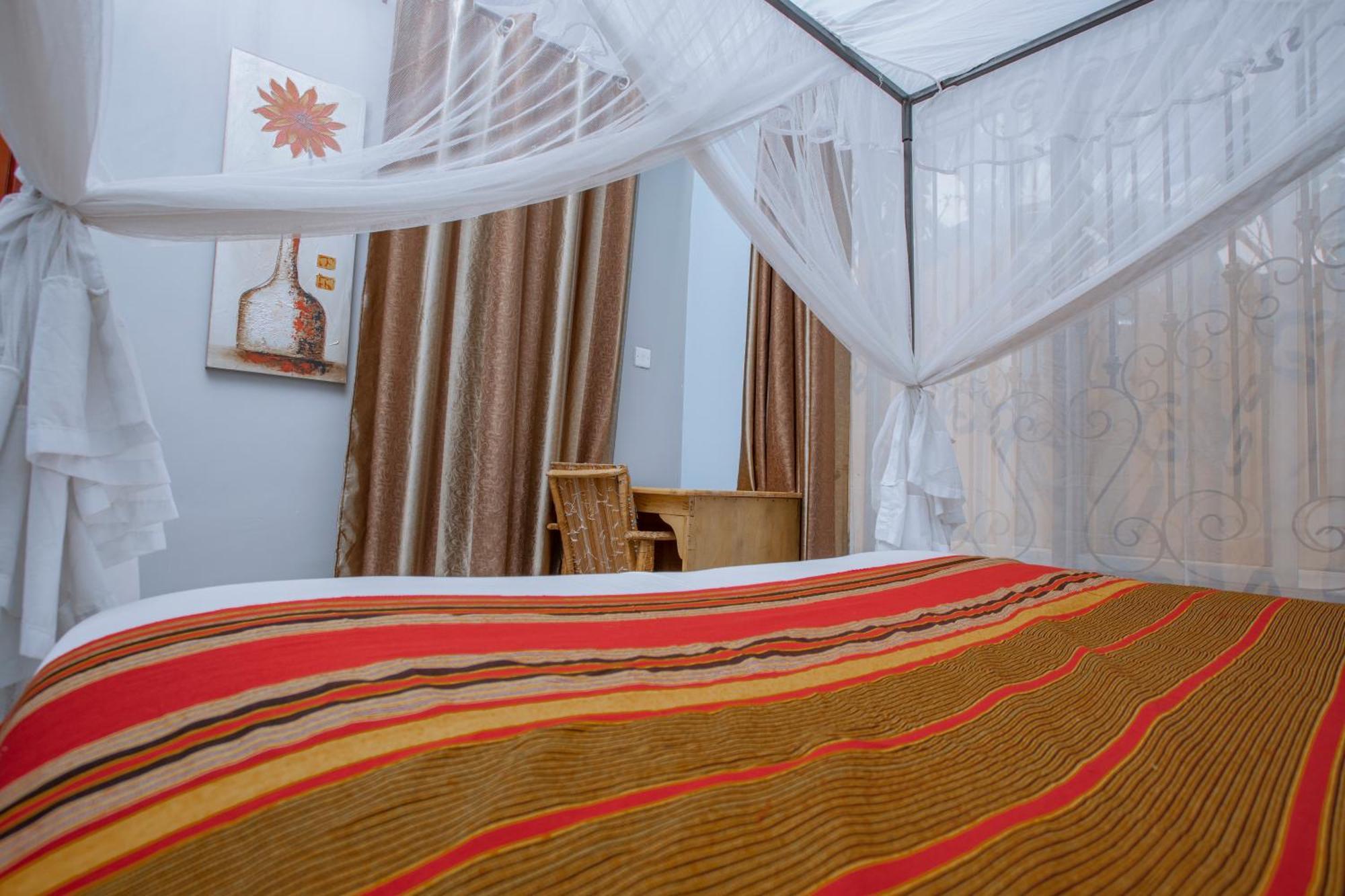 Silver Oaks Hotel Boma Fort Portal Zewnętrze zdjęcie