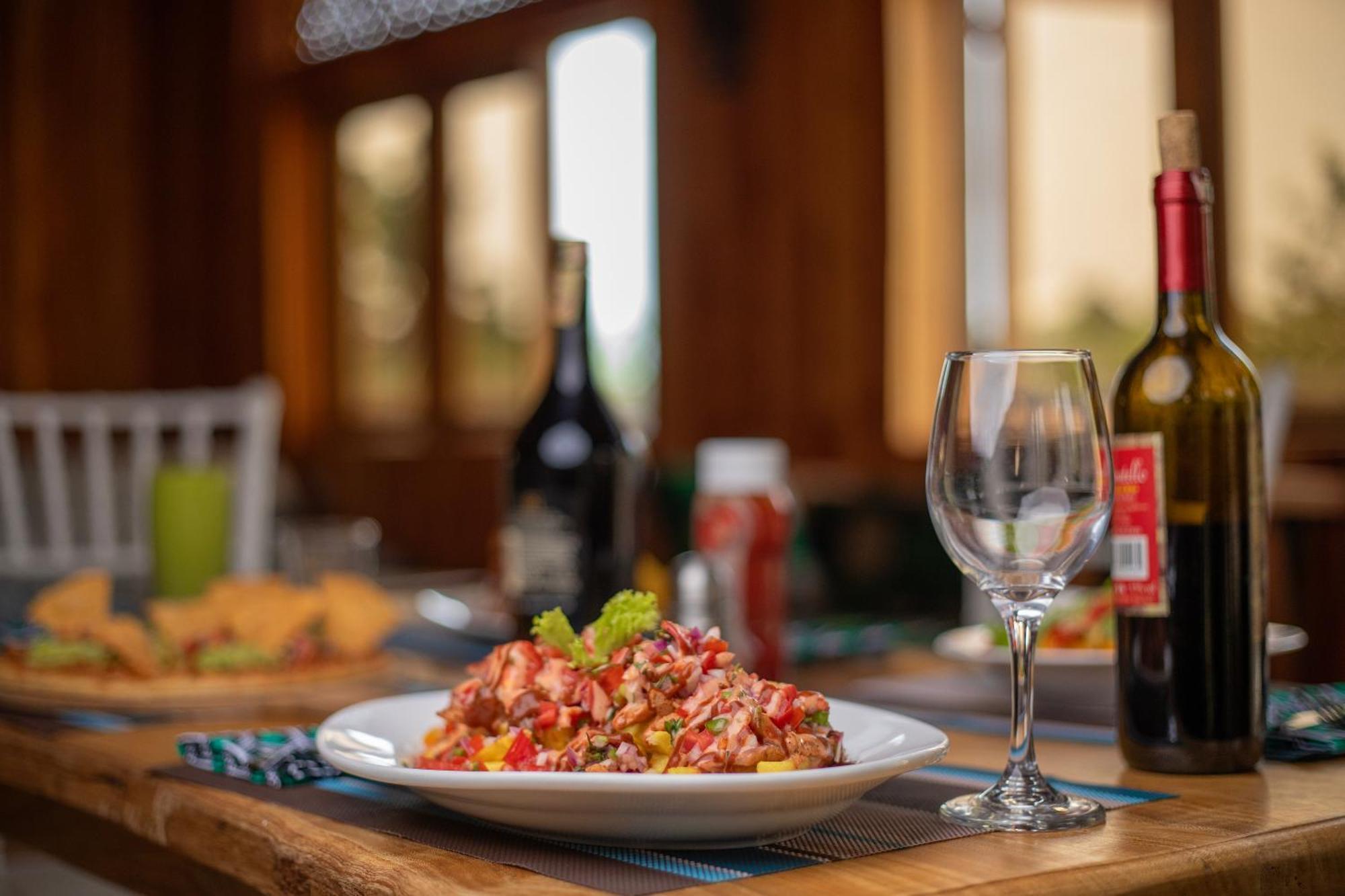 Silver Oaks Hotel Boma Fort Portal Zewnętrze zdjęcie