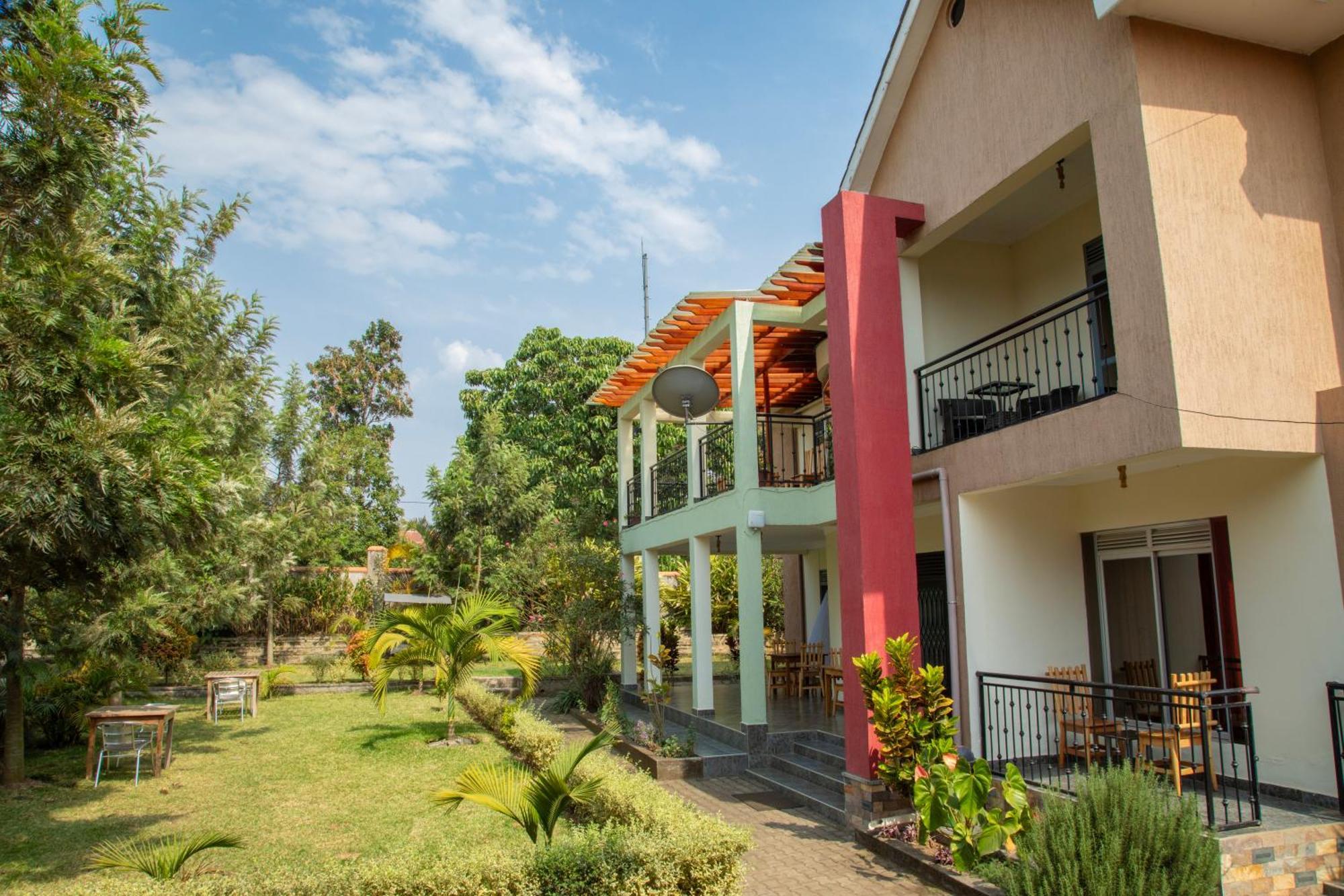 Silver Oaks Hotel Boma Fort Portal Zewnętrze zdjęcie